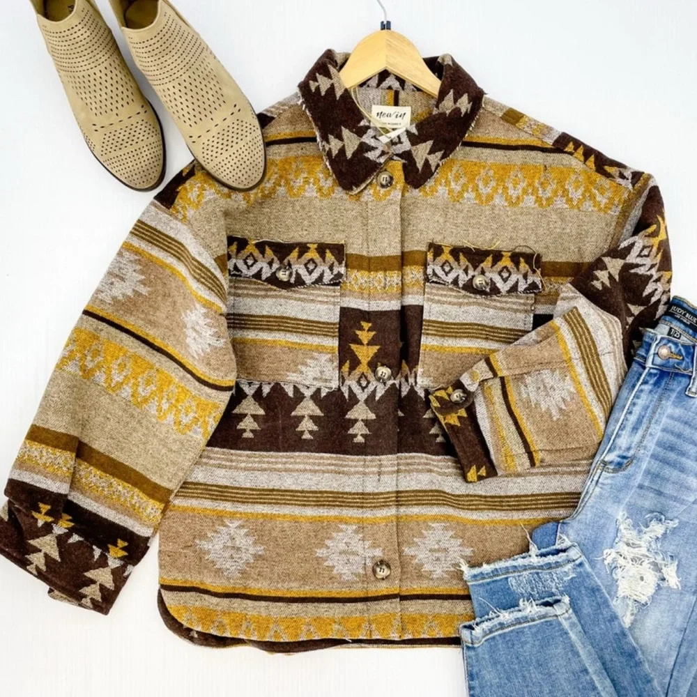 Aztec printed jacket 💛🤎 - Picture 1 of 11